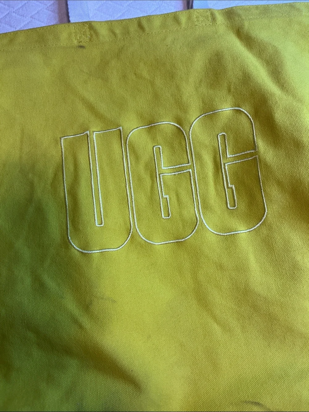 UGG bright neon